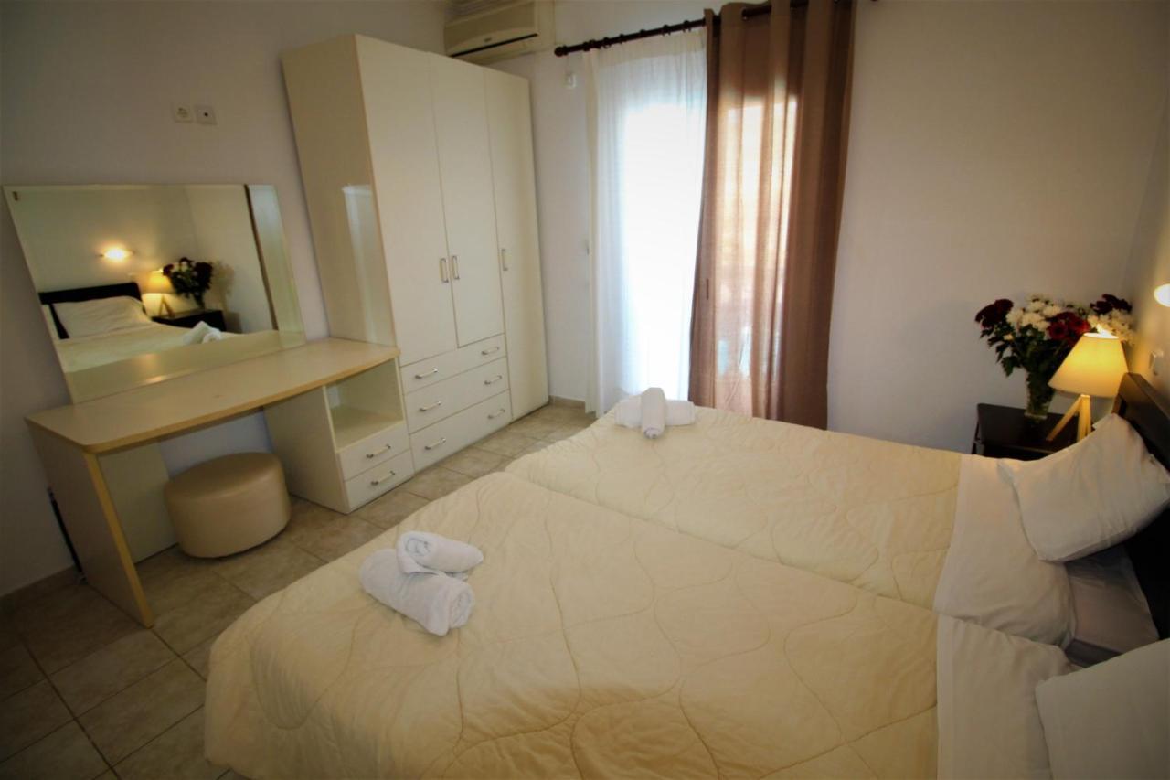 Nikki'S Studios & Apartments Moraitika Extérieur photo